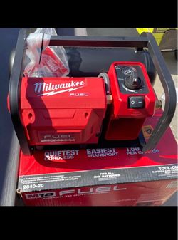 Milwaukee M18 FUEL 18-Volt Lithium-Ion Brushless Cordless 2 Gal. Electric Compact Quiet Compressor (Tool-Only)