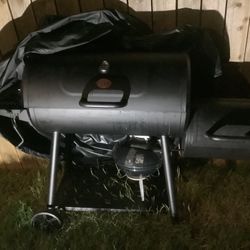 Char-Griller BBQ grill Model 1733 Black