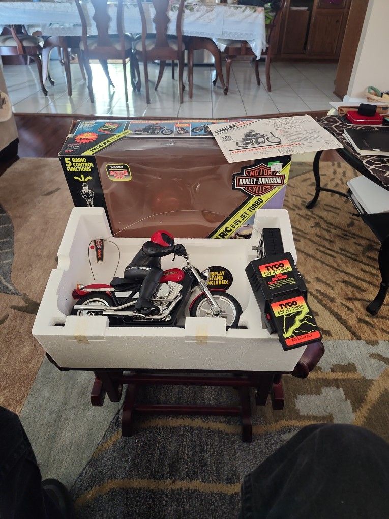 1994 Harley-Davidson R/C Motorcycle