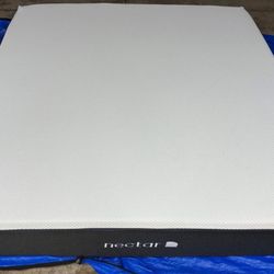 Nectar king sized memory foam Mattress - used for couple months - good condition