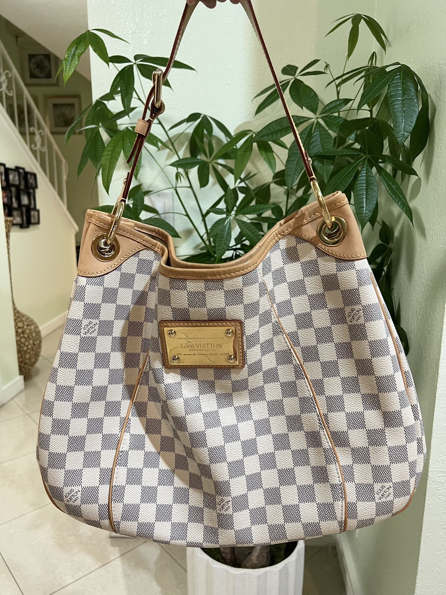 Louis Vuitton Shoulder Bag