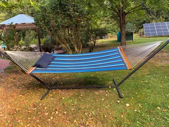 Outdoor Hammock with Steel Stand and Pillow