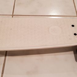 22 inch Mini Cruiser Skateboard for Kids, Beginners, and Adults
