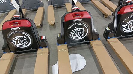 Electric Pallet Jack Lithium 4000 Lbs capacity