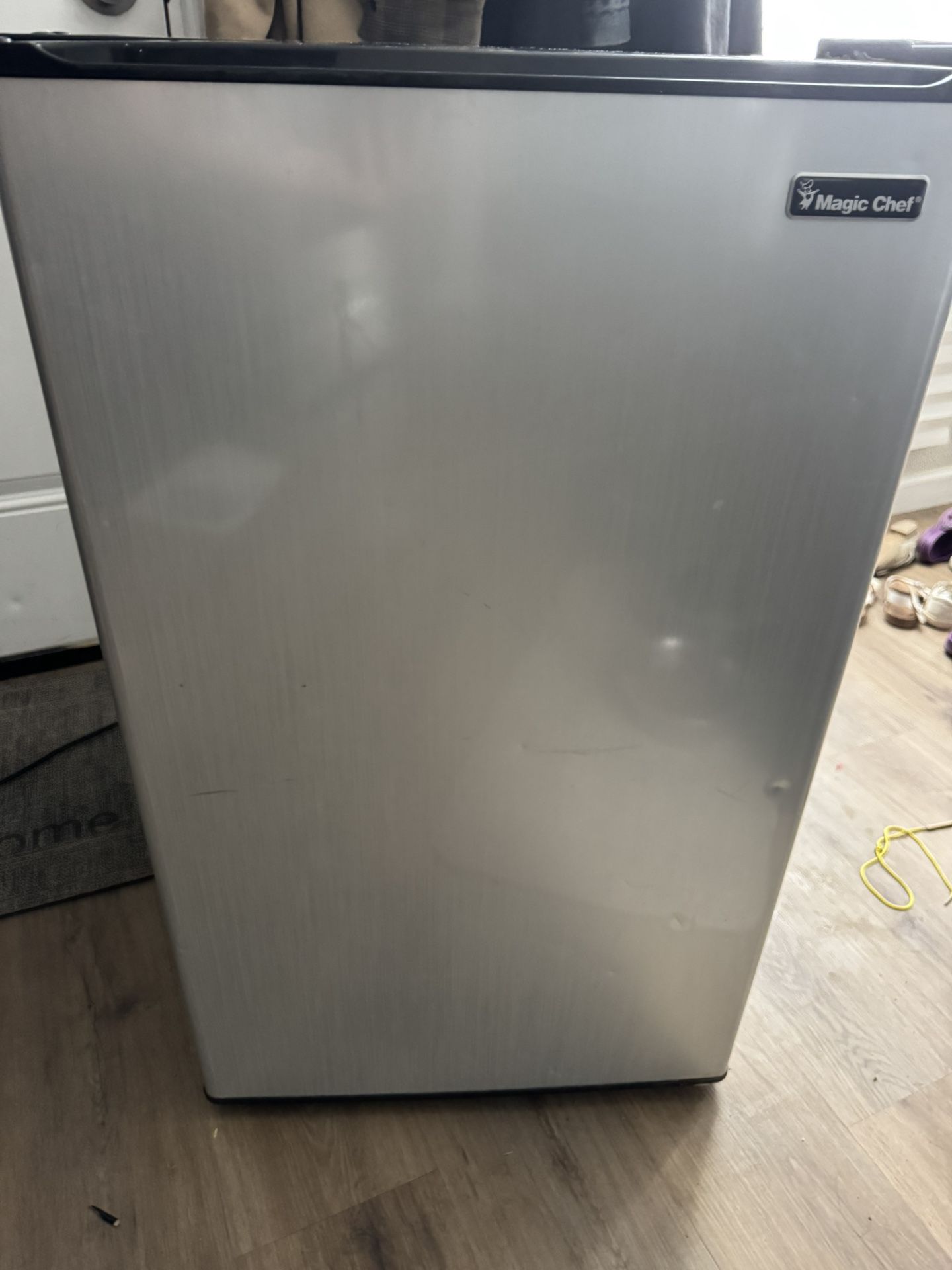 Magic Chef Mini Fridge