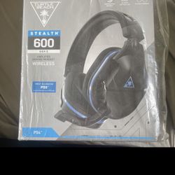 Turtlebeach Head Phones