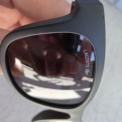 Lacoste L884S 001 Black Sunglasses 53-19-145 Rubber Logo Arms Square Frame