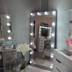 BEAUTIFUL mirror 