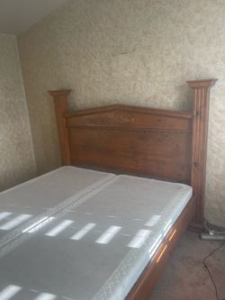 Cal king solid bed wood frame &box spring 0