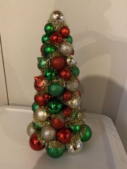 19 inch Christmas table decor