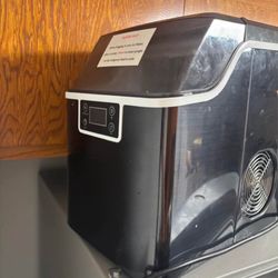 Countertop Icemaker