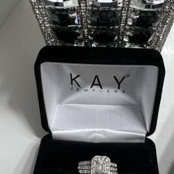 Beautiful Three piece wedding band