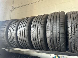 SET OF TIRE 255 55 18 MICHELIN 85% LIFE