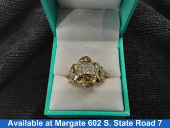 Women's Ring - Yellow Gold 14k (.585) 8.4 grams Size 7