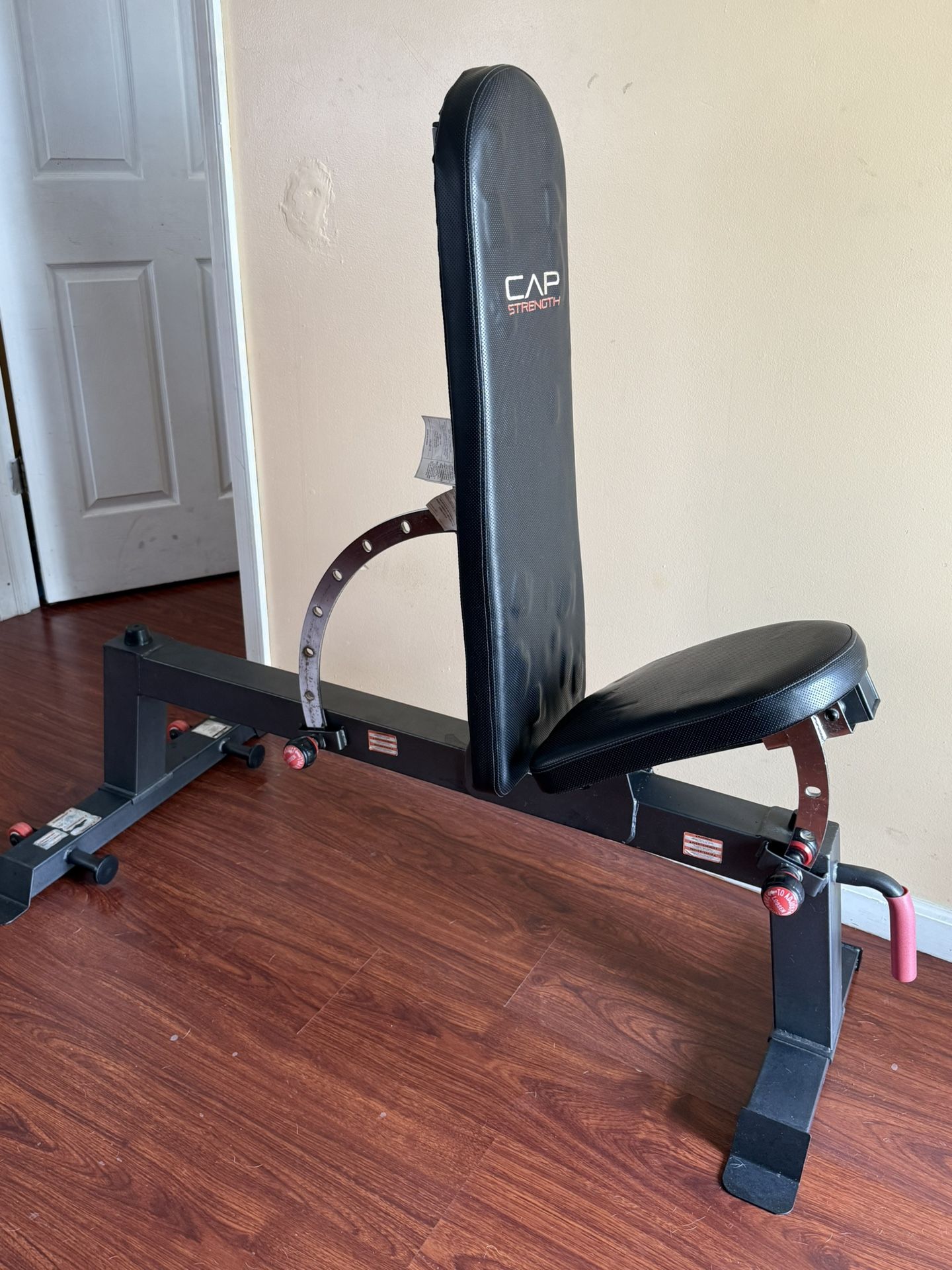 Cap Strength Utility Weight Bench