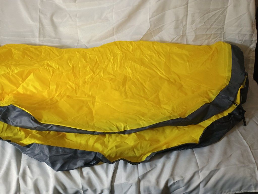 Lightweight Foldable Yellow Sleeping Bag Cover