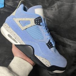 Jordan 4 Unc 
