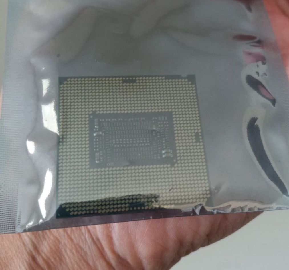 INTEL CORE i5 9500 300 GHZ PROCESSOR SRF4B