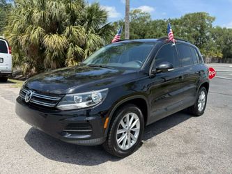 2017Volkswagen Tiguan Limited 2.0 T Sport Utility 4D