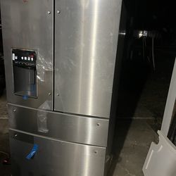 Kitchen Aid Refridgerator