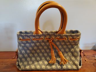 Dooney & Bourke D&B Purse
