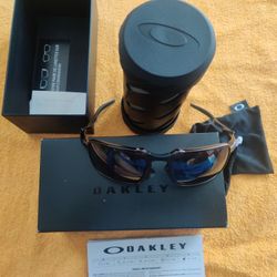 Brand New Oakley Progressive Sunglasses – Full Set with Box, Case
