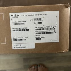 Aruba Ion 1930-24GT-4GF Switch