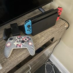 Nintendo Switch With Lots Of Digital Games