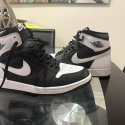 Air Jordan 1 Retro High OG Black And White 2.0