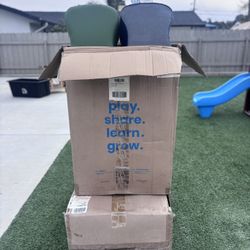 12 Toddler Modular Stools