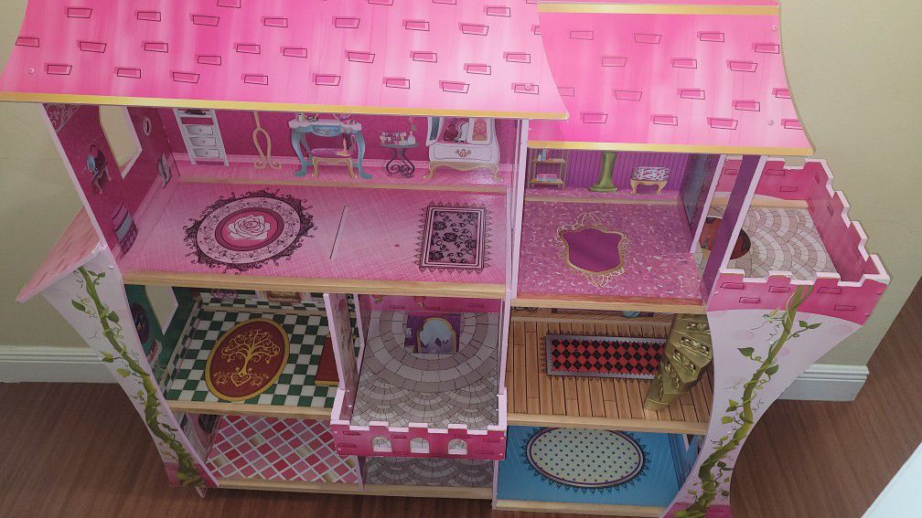 Barbie Doll House - Large