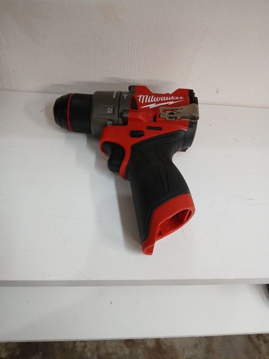 Milwaukee New Fuel Brushless M12 Hammer Drill 