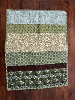Home Classics Standard Quilted Pillow Sham – Patchwork Green