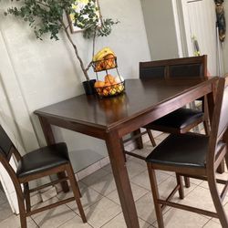 Kitchen Table NEW 