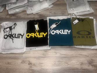 Oakley Sweaters