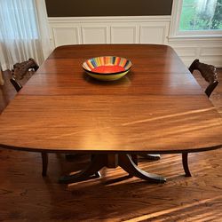 Duncan Phyfe Dining Table & 7 Rose back Chairs 4 Extra Leaves 