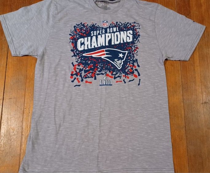 Men's Size Xlarge Fanatics Shirt New Never Worn Patriots Champions