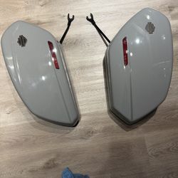 Harley Davidson Low Rider ST Saddle Bags 