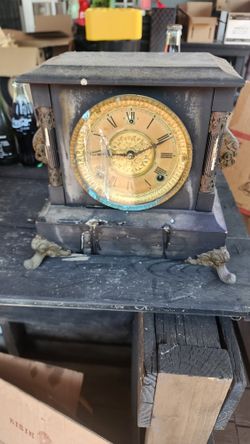 Vintage Strathmore Clock