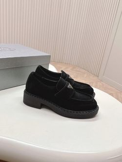 Pr,ada     shoes 