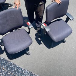 Office Chairs 