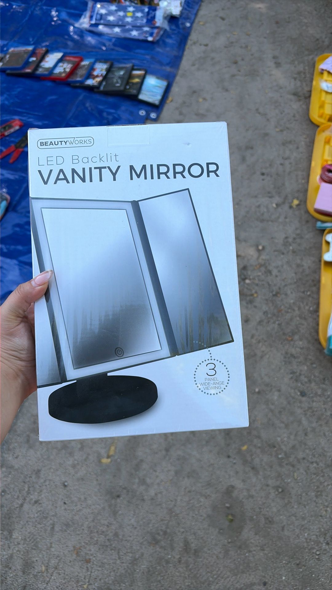 Mirror 