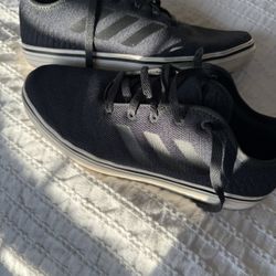 Adidas Men’s size 10