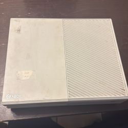 White xbox one console for parts 