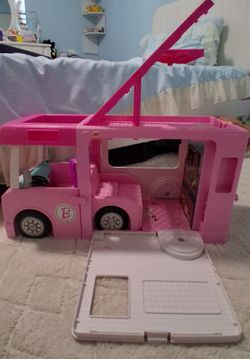 Barbie Dream Camper Playset w/ Barbie
