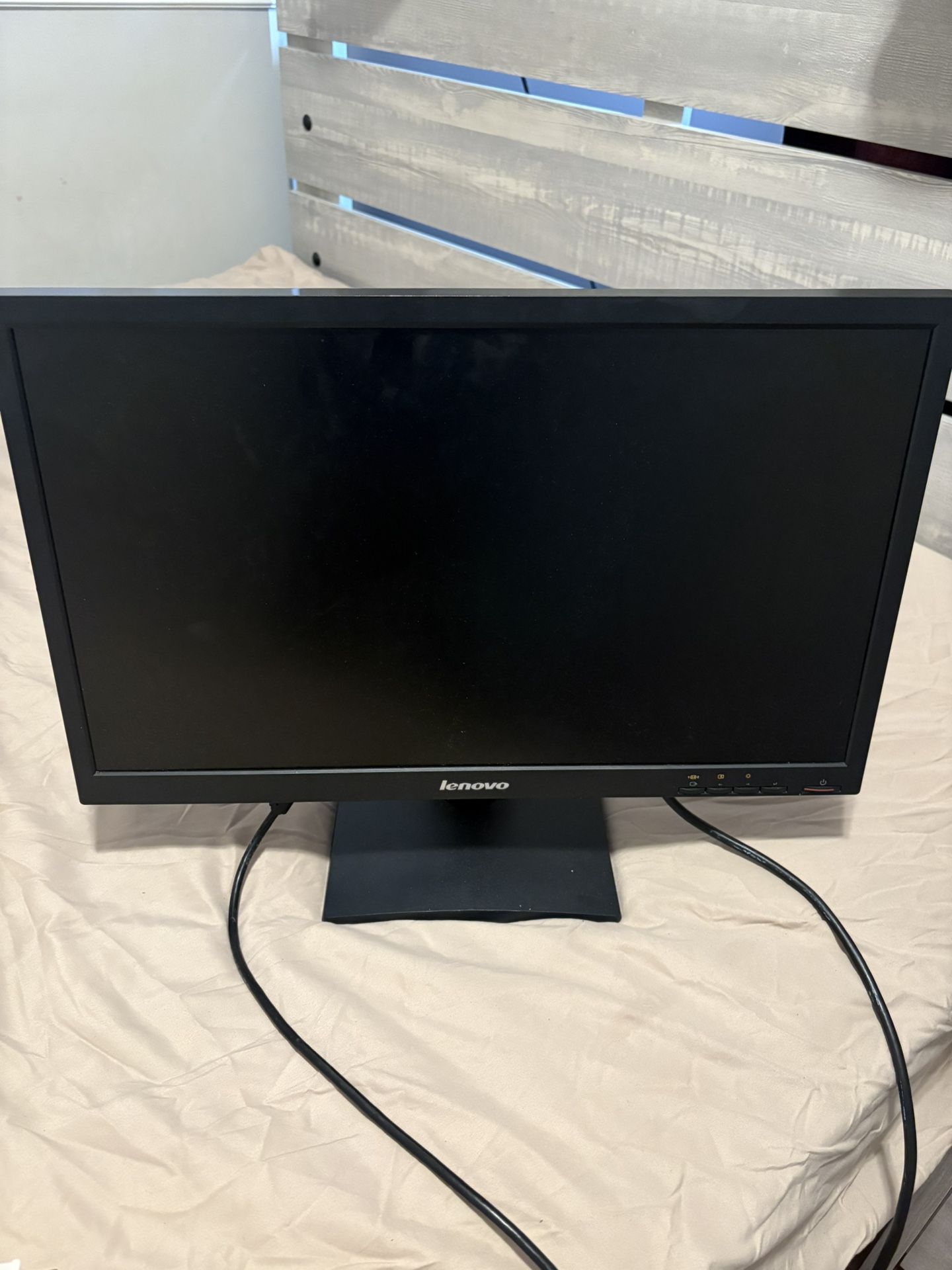 Lenovo Monitor VGA 20inch
