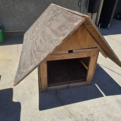 Free XL Dog House 