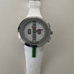 reloj gucci pantcaon white
