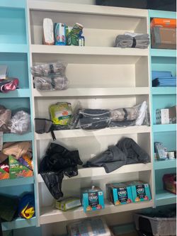 pet Supplies, Dog Cats Liquidation Everything Must Go