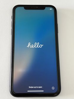 iPhone XR 64GB Unlocked  Black - Mint Condition & Original Owner